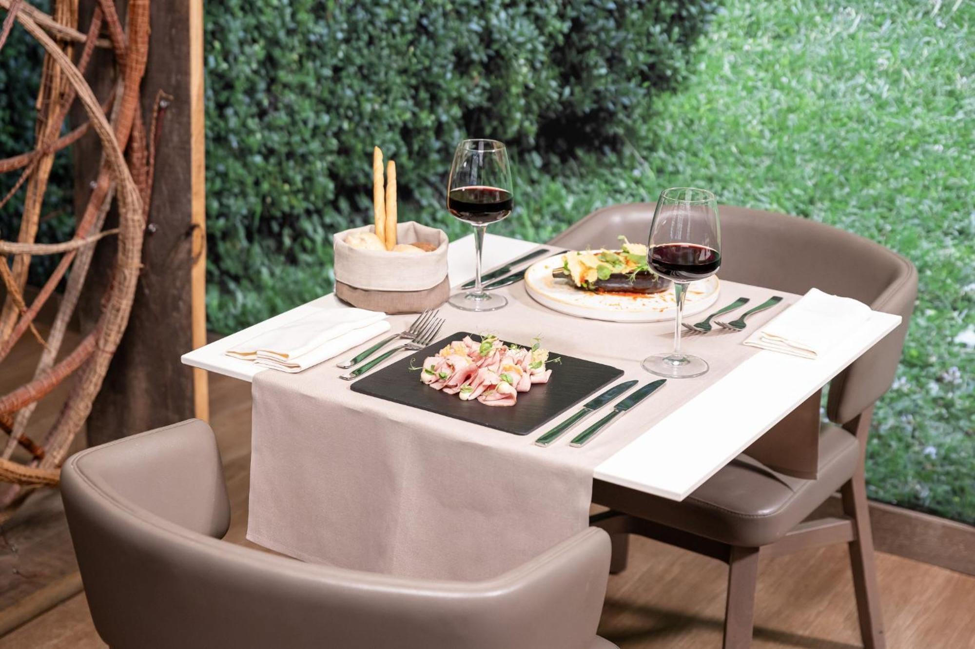 Starhotels Echo Milan Luaran gambar