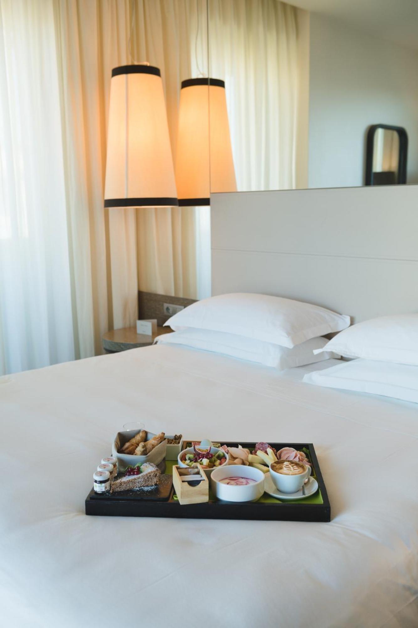 Starhotels Echo Milan Luaran gambar